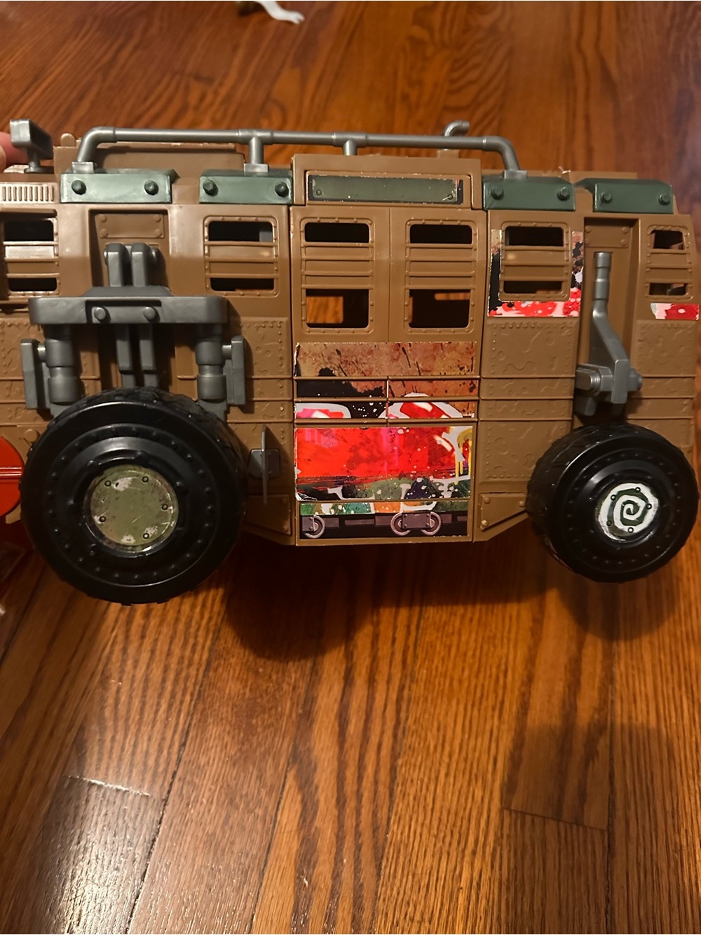 Teenage Mutant Ninja Turtles Shellraiser Assault Van Playset Toy